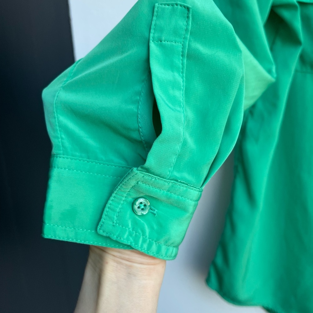 OLD NAVY Shirt Women's Long Roll-Tab Sleeve Pockets Button Up Green - Picture 4 of 5